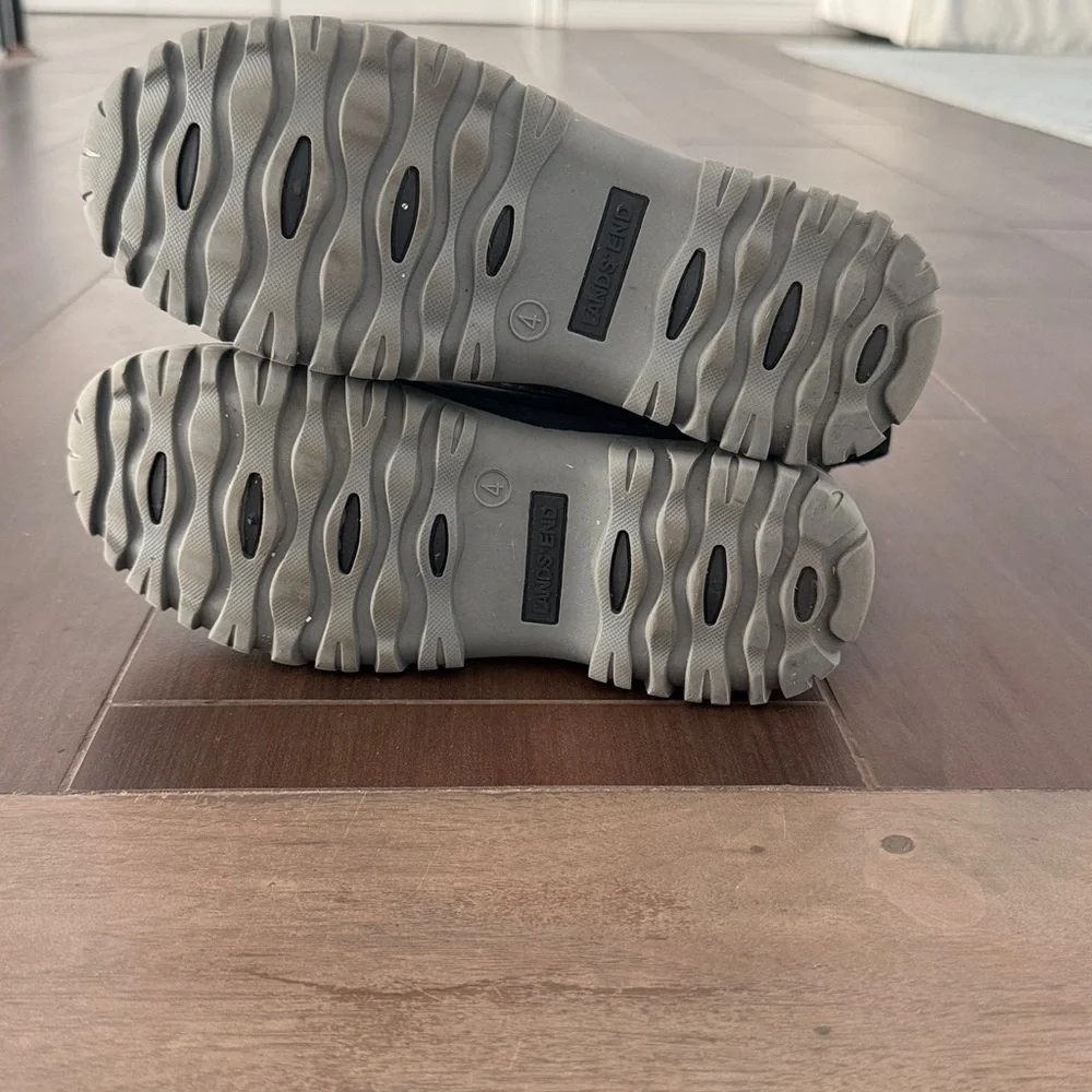 Lands’ End Black and Gray Winter Boots